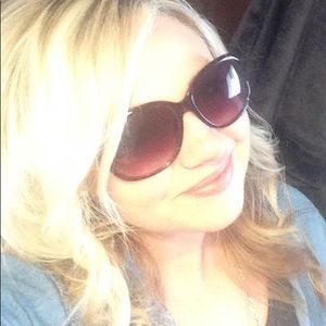 Meet your Posher, Shauna